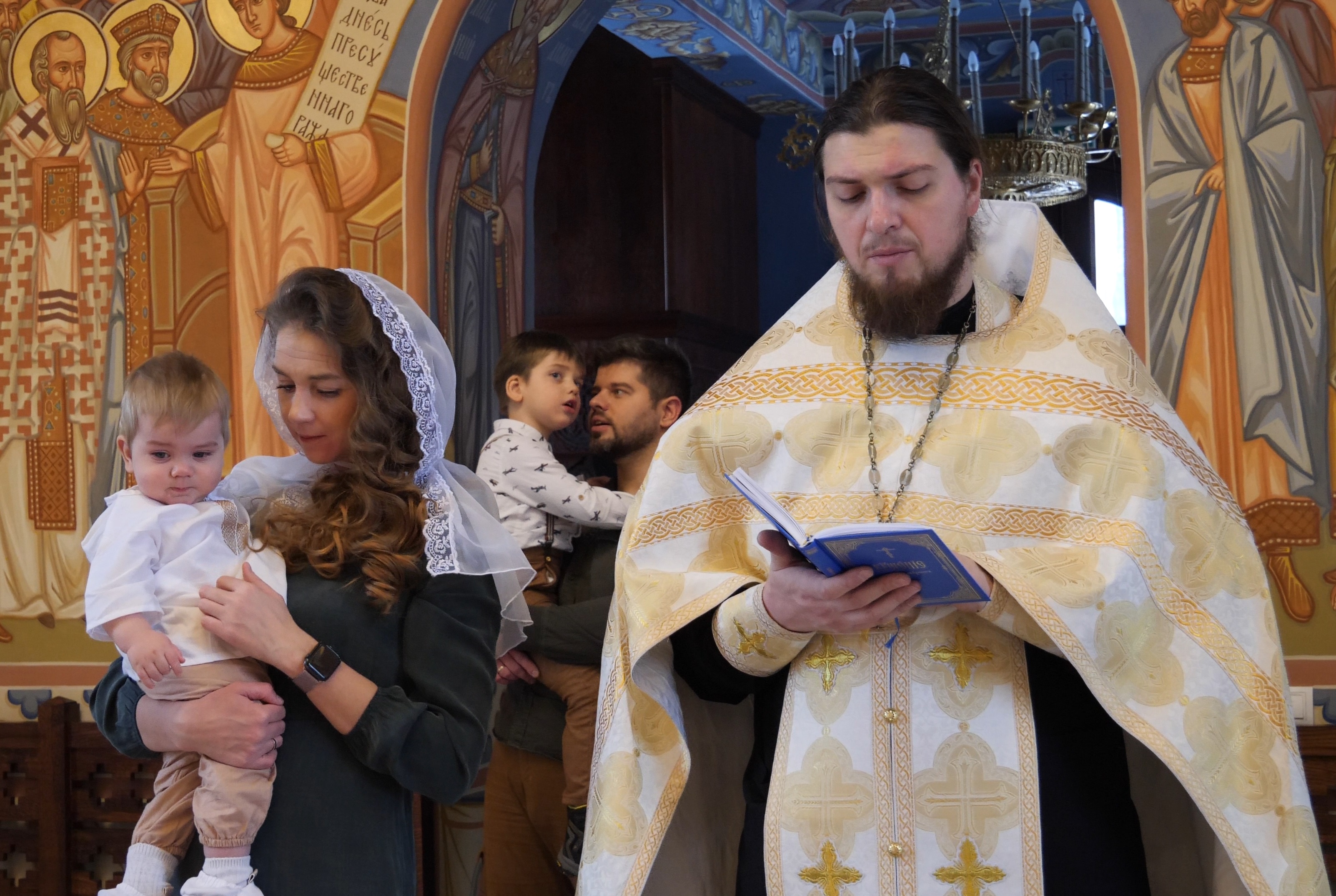 В православную семью